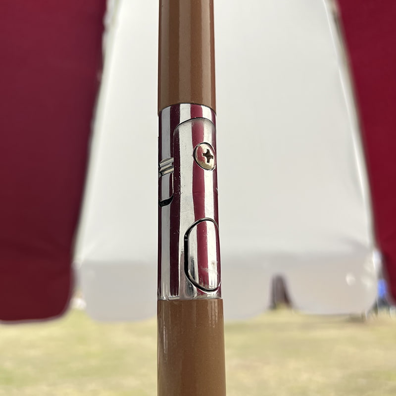 Okvir od 2M vlakana, lagana aluminijska osovina, obični suncobran.