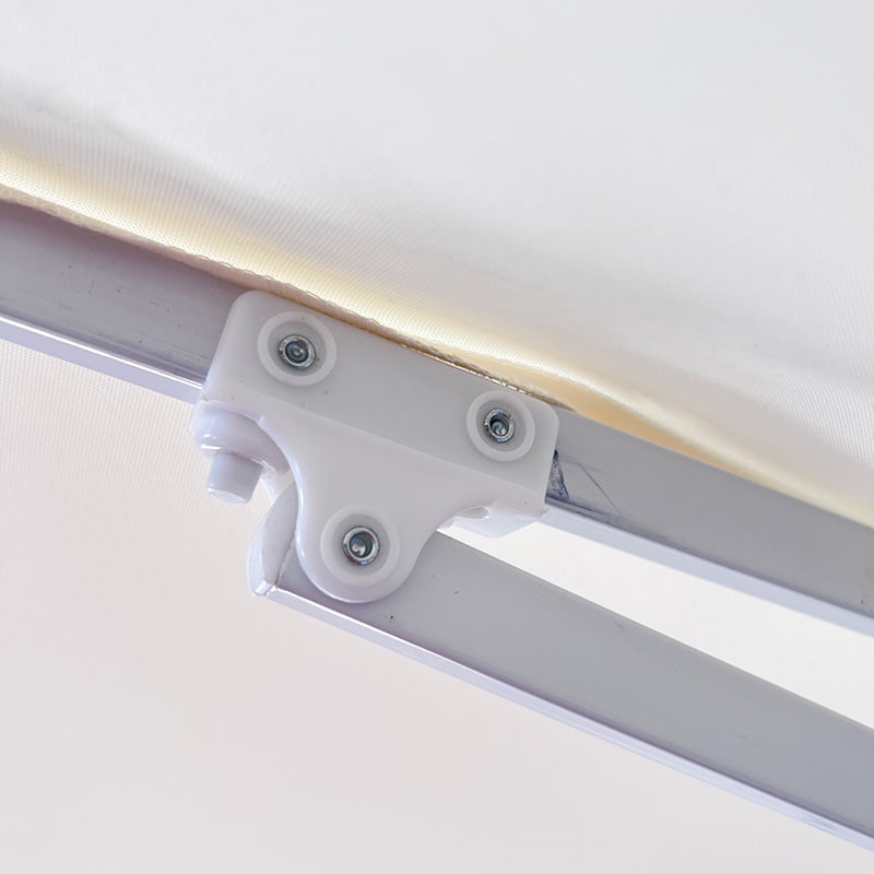 Kvadratni/okrugli kišobran na stropu