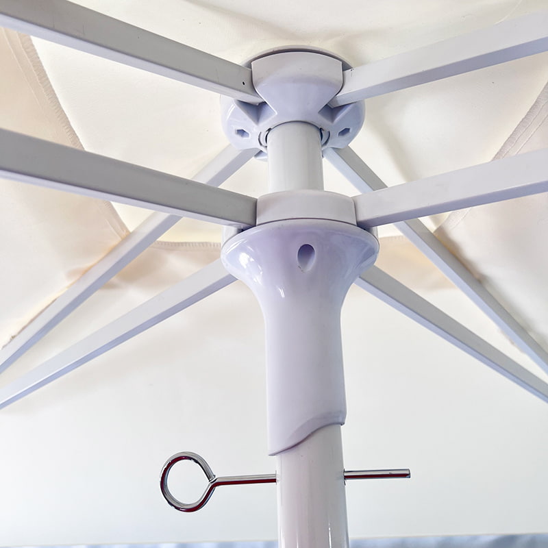 Kvadratni/okrugli kišobran na stropu